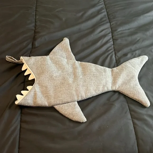 Shark stocking - Picture 4 of 5